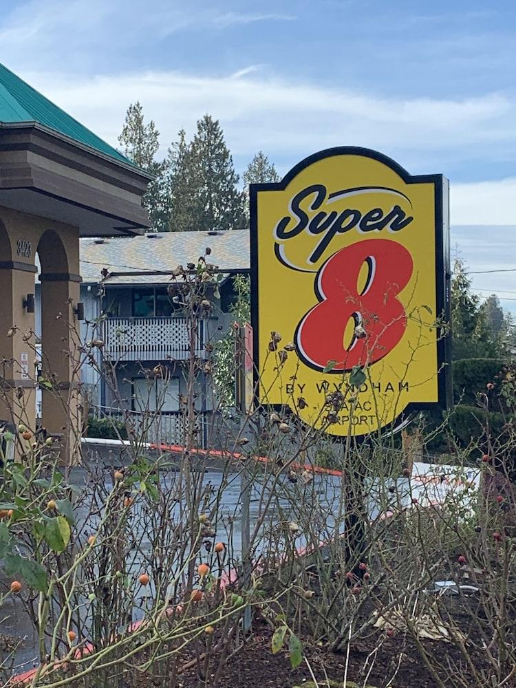 Sutton Suites Hotel Tukwila Exterior foto